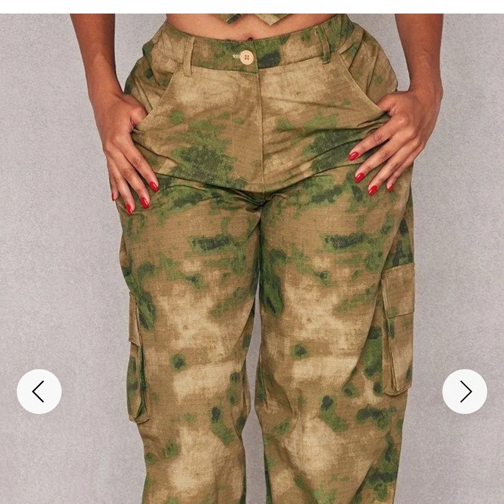 PrettyLittleThing Green and Tan Camouflage Trousers Khaki - Sz 18
